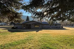 3510 Small Ct, Klamath Falls, OR 97603 - Photo 8