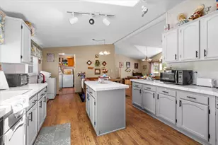 4677 Williams Hwy, Grants Pass, OR 97527 - Photo 10