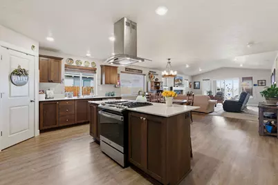 1291 NW Willow Parkway Road, Madras, OR 97741 - Photo 6