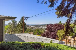 525 Mesa Dr, Klamath Falls, OR 97601 - Photo 6