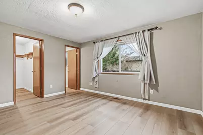 1813 Cascadia Circle, Medford, OR 97504 - Photo 30