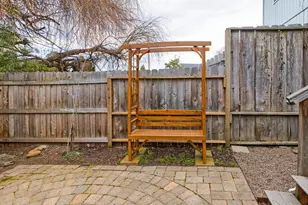 381 Glenn St, Ashland, OR 97520 - Photo 24