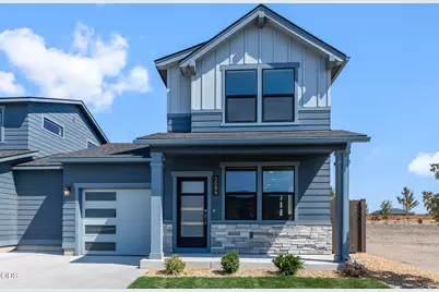 2684 NW 28th Street, Redmond, OR 97756 - Photo 1
