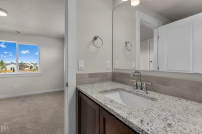 2684 NW 28th Street, Redmond, OR 97756 - Photo 14