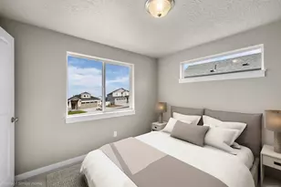 2692 NW 28th St, Redmond, OR 97756 - Photo 6