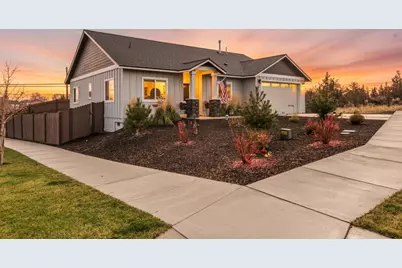 591 SW Cassidy Avenue, Madras, OR 97741 - Photo 2