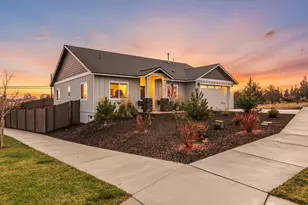 591 SW Cassidy Ave, Madras, OR 97741 - Photo 2