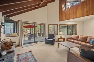 57055 Deer Ln, Sunriver, OR 97707 - Photo 6