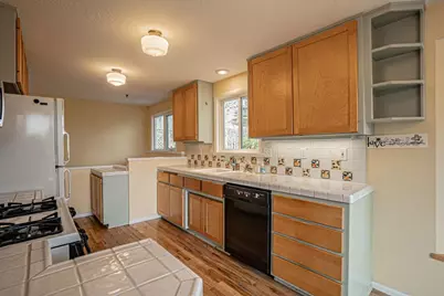 175 Hillcrest Street, Ashland, OR 97520 - Photo 10