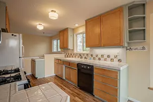 175 Hillcrest St, Ashland, OR 97520 - Photo 10