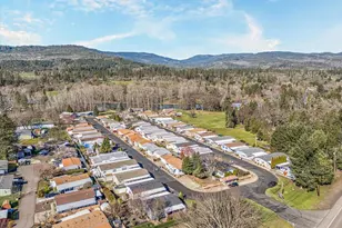 20055 Hwy 62, Shady Cove, OR 97539 - Photo 38