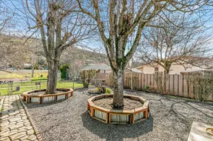 20055 Hwy 62, Shady Cove, OR 97539 - Photo 30