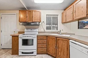 20055 Hwy 62, Shady Cove, OR 97539 - Photo 18