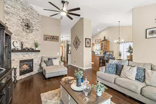 3043 Colonial Ave, Medford, OR 97504 - Photo 6