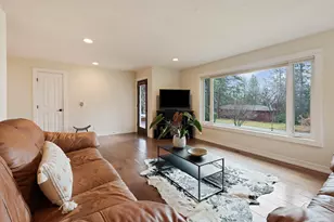 1348 NW Vicksburg Ave, Bend, OR 97703 - Photo 10