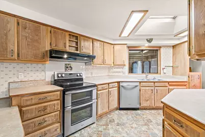 4624 S Pacific Highway #UNIT 40, Phoenix, OR 97535 - Photo 14