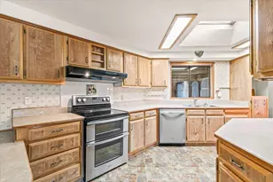 4624 S Pacific Hwy, Phoenix, OR 97535 - Photo 14