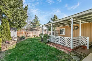 4624 S Pacific Hwy, Phoenix, OR 97535 - Photo 32