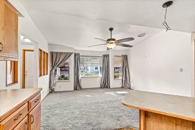 4624 S Pacific Highway #UNIT 40, Phoenix, OR 97535 - Photo 16