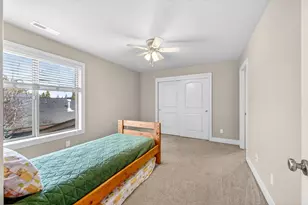 61102 Aspen Rim Ln, Bend, OR 97702 - Photo 24