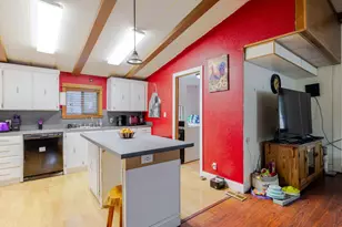 60887 Lodgepole Dr, Bend, OR 97702 - Photo 16