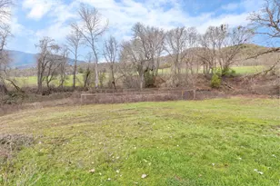 707 Wards Creek Rd, Rogue River, OR 97537 - Photo 24