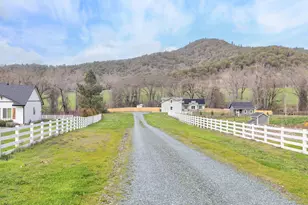 707 Wards Creek Rd, Rogue River, OR 97537 - Photo 34