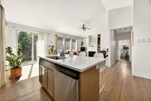 98 Dunn Cir, Ashland, OR 97520 - Photo 6