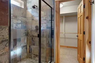 19407 Charleswood Lane, Bend, OR 97702 - Photo 14