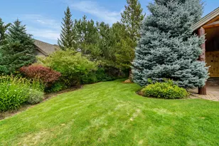 19407 Charleswood Ln, Bend, OR 97702 - Photo 34