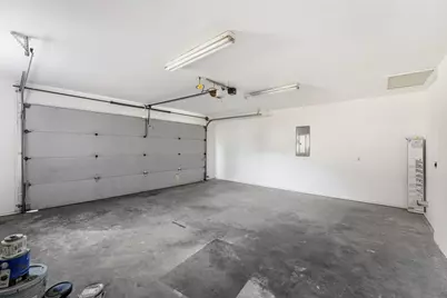 736 NE Oregon Avenue, Grants Pass, OR 97526 - Photo 36