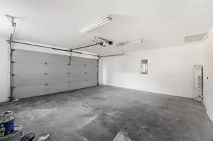 736 NE Oregon Ave, Grants Pass, OR 97526 - Photo 36