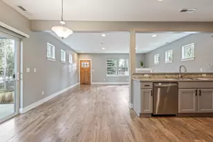 952 E Timber Pine Dr, Sisters, OR 97759 - Photo 12