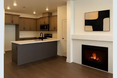 3017 NE Red Jasper Place, Bend, OR 97701 - Photo 2