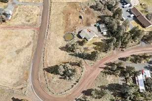64904 Rimrock Dr, Bend, OR 97703 - Photo 42