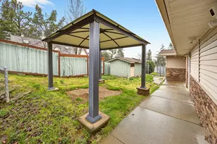 1059 Terra Ave, Ashland, OR 97520 - Photo 40