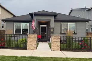 20835 SE Caldera Dr, Bend, OR 97702 - Photo 1