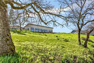 1873 Sundial Dr, Medford, OR 97501 - Photo 22