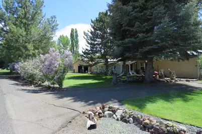 14108 Ravenwood Drive, Klamath Falls, OR 97601 - Photo 2