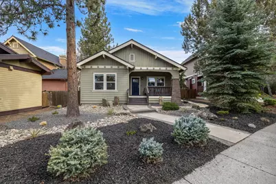 762 NW Mount Washington Drive, Bend, OR 97703 - Photo 2