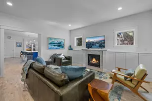 762 Northwest Mount Washington Drive, Bend, OR 97703 - Photo 8