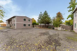 1215 W Main, Medford, OR 97501 - Photo 6
