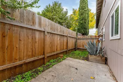 1215 W Main #F, Medford, OR 97501 - Photo 8