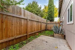 1215 W Main, Medford, OR 97501 - Photo 8