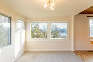 588 NW Scenic Dr, Grants Pass, OR 97526 - Photo 28