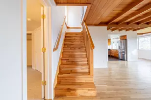 588 NW Scenic Dr, Grants Pass, OR 97526 - Photo 30