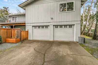 101 Kensington Square, Medford, OR 97504 - Photo 38