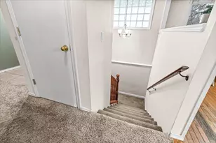 101 Kensington Square, Medford, OR 97504 - Photo 24