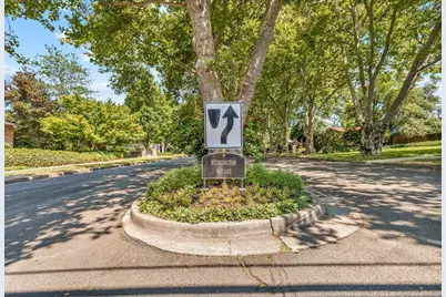 101 Kensington Square, Medford, OR 97504 - Photo 40