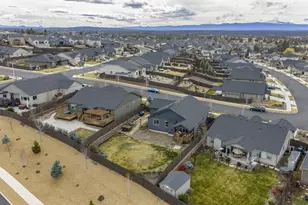 2428 SW 43rd Pl, Redmond, OR 97756 - Photo 50